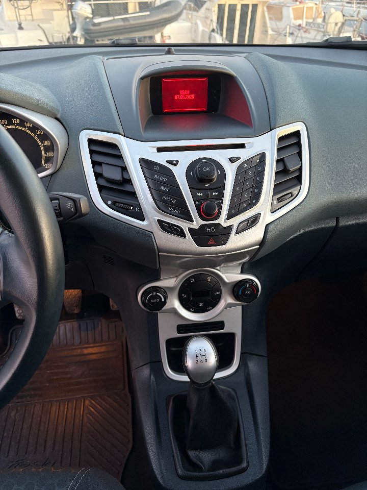 Ford Fiesta TITANIUM Diesel