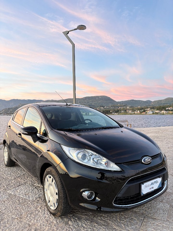 Ford Fiesta TITANIUM Diesel