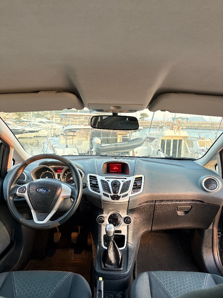 Ford Fiesta TITANIUM Diesel