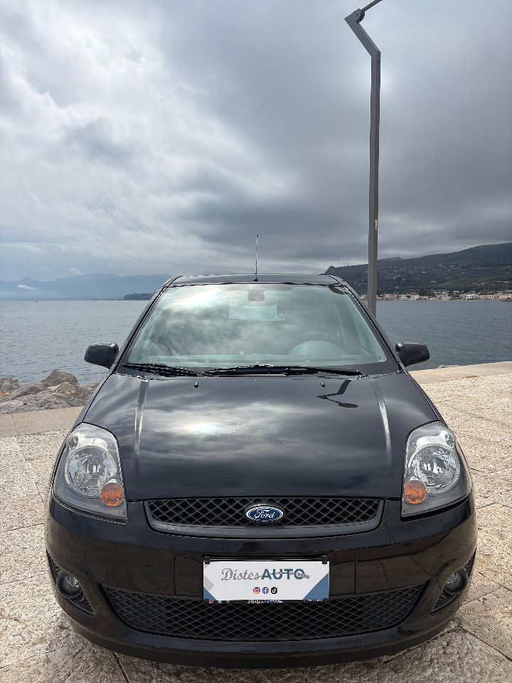 Ford Fiesta SUPER ACCESSORIATA Diesel