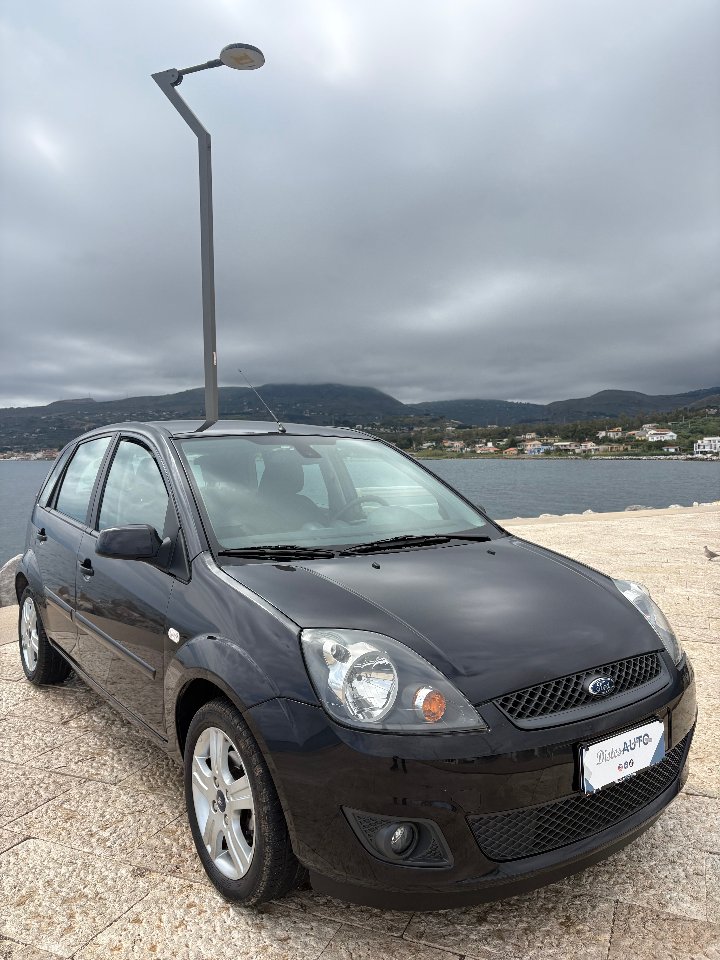 Ford Fiesta SUPER ACCESSORIATA Diesel