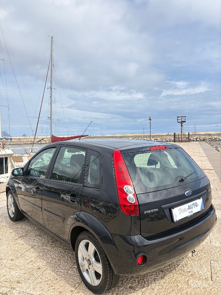 Ford Fiesta SUPER ACCESSORIATA Diesel