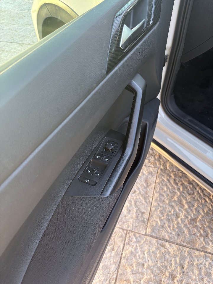 Volkswagen Taigo life Benzina
