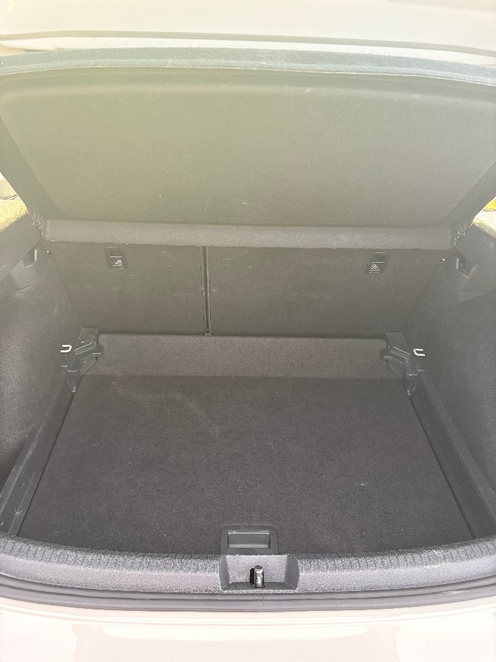 Volkswagen Taigo life Benzina
