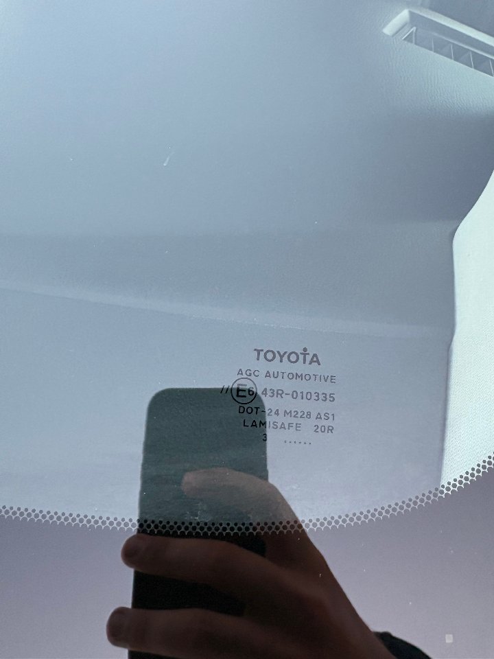 Toyota Auris Elettrica / Benzina