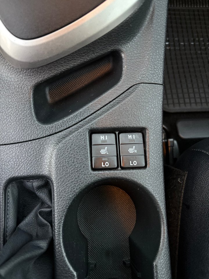 Toyota Auris Elettrica / Benzina