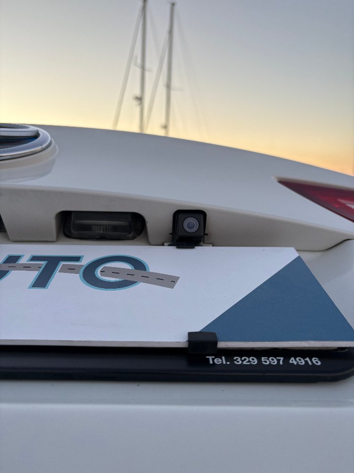 Toyota Auris Elettrica / Benzina