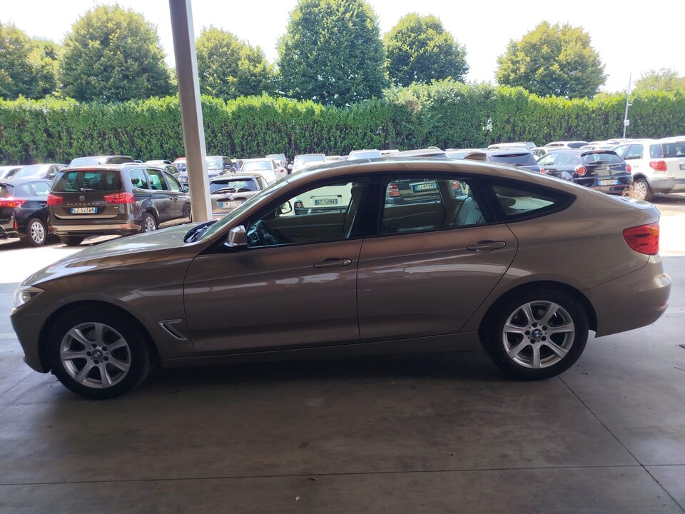 BMW 320 Gran Turismo xdrive Business auto Diesel