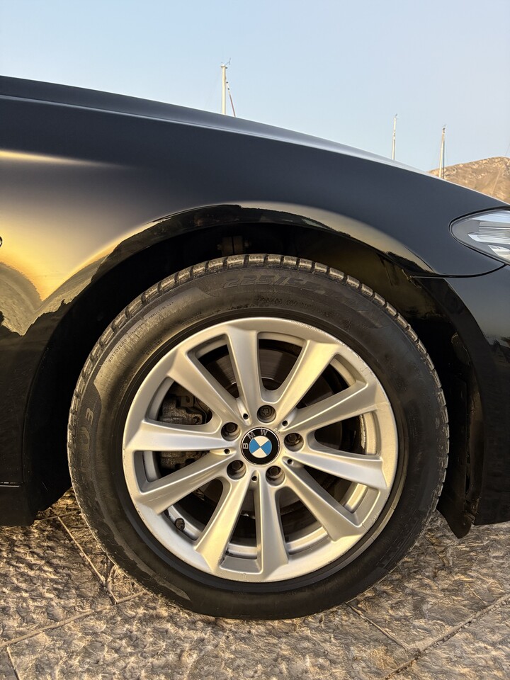 BMW Serie 5 518d Business 150cv auto E6 Diesel