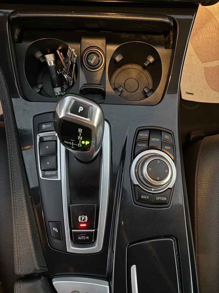 BMW Serie 5 518d Business 150cv auto E6 Diesel
