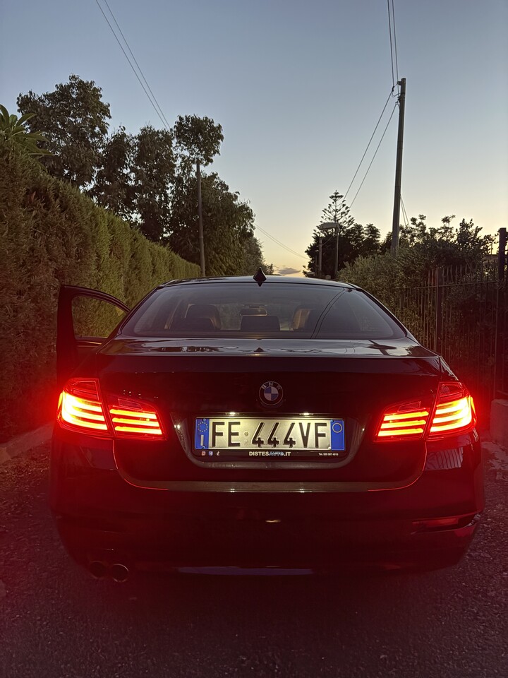 BMW Serie 5 518d Business 150cv auto E6 Diesel
