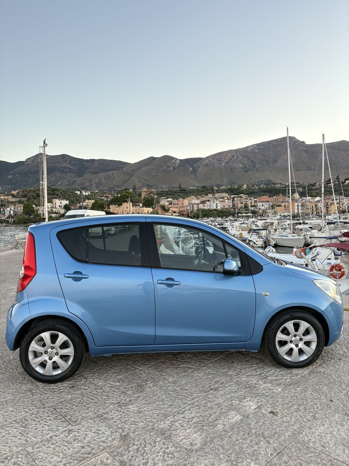 Opel Agila Benzina