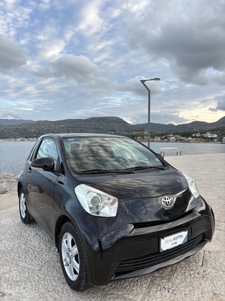 Toyota IQ 4 posti Benzina