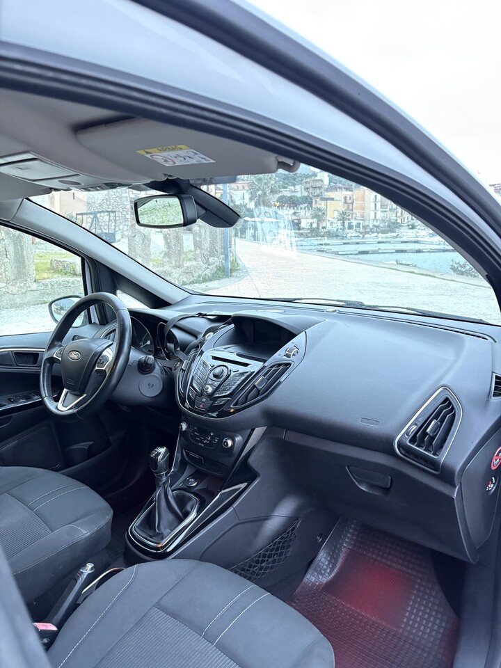 Ford B-Max Titanium Diesel