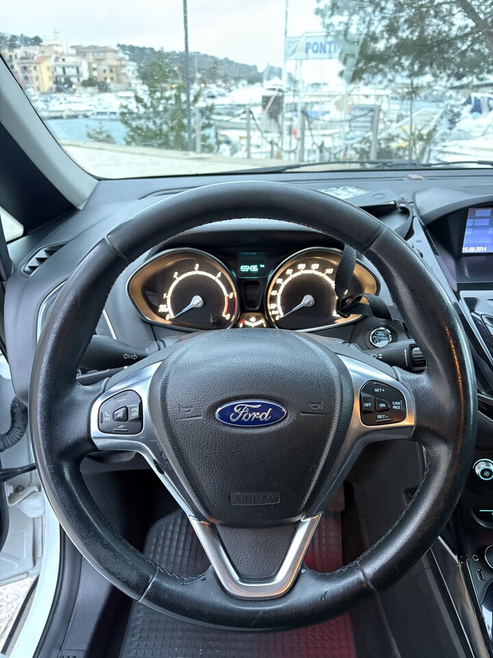 Ford B-Max Titanium Diesel