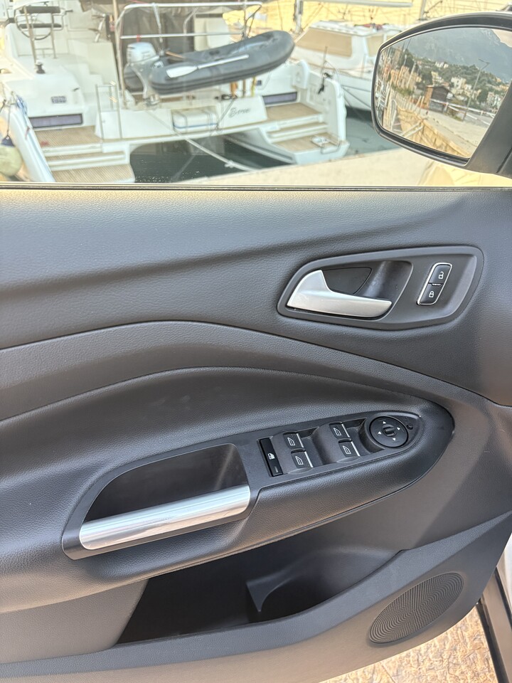 Ford Kuga Business 4WD Diesel