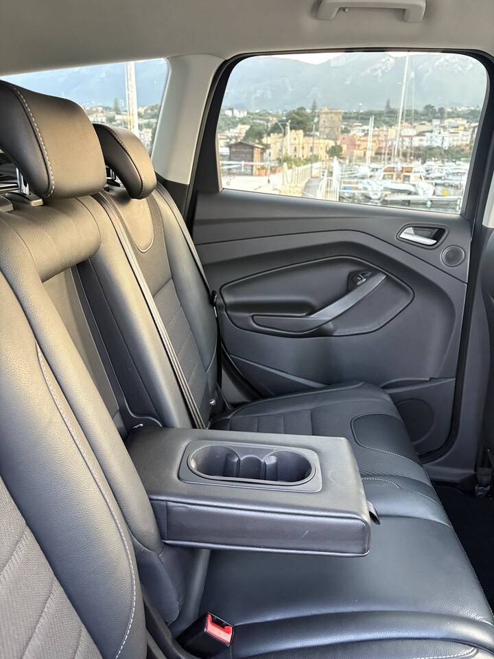 Ford Kuga Business 4WD Diesel