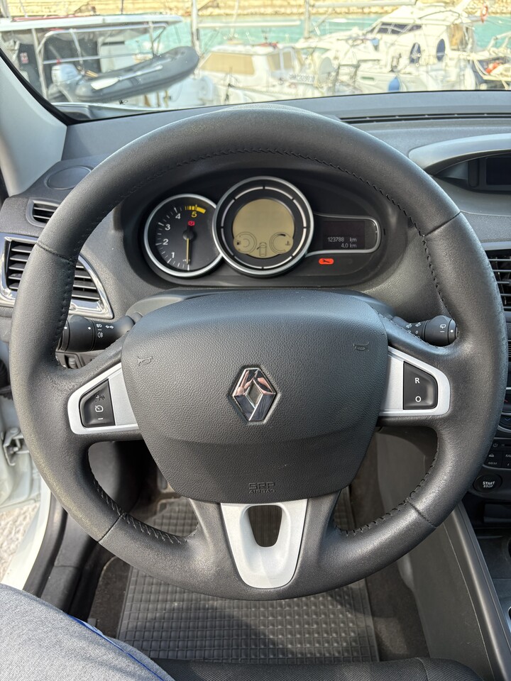 Renault Megane 1.5 dci Attractive 90cv Diesel