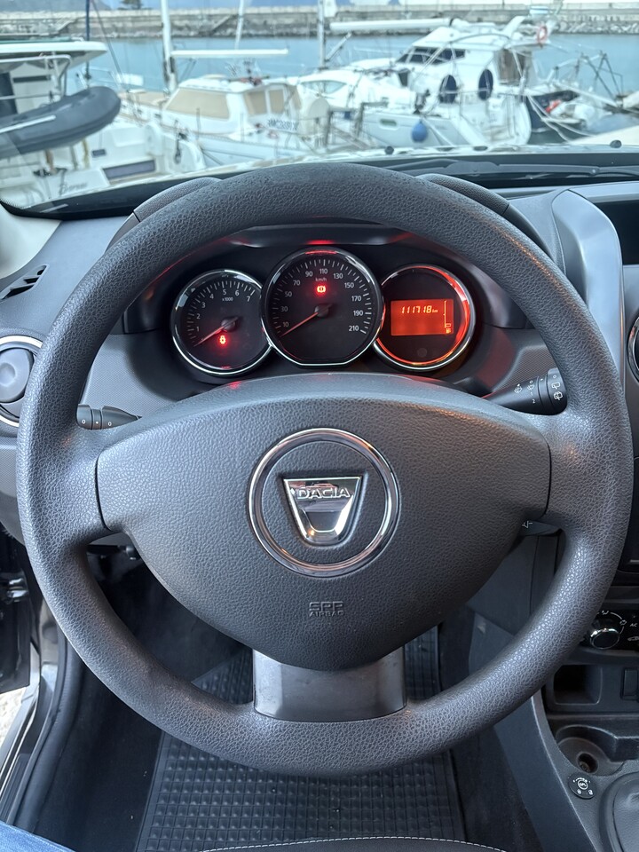 Dacia Duster Laureate GPL / Benzina