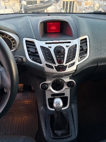 Ford Fiesta TITANIUM Diesel