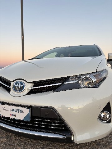 Toyota Auris Elettrica / Benzina