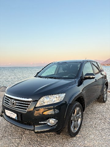 Toyota Rav 4 2.2 D-4D Executive Diesel