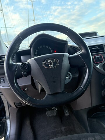 Toyota IQ 4 posti Benzina