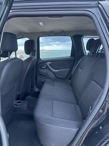 Dacia Duster Laureate GPL / Benzina