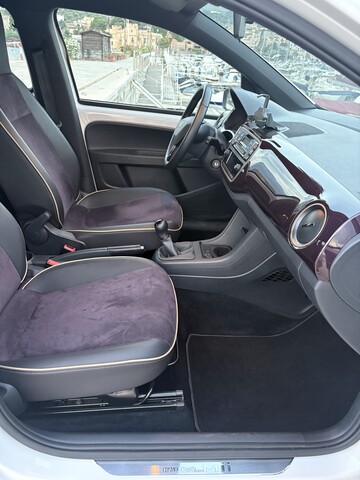 Seat MII by COSMOPOLITAN loves Benzina