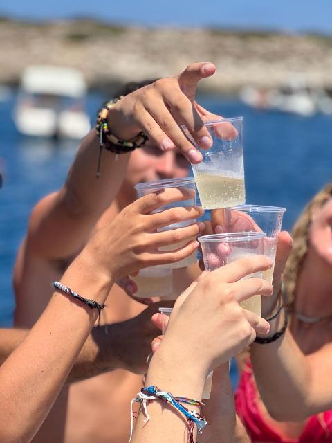 Tour in Barca a San Vito Lo Capo