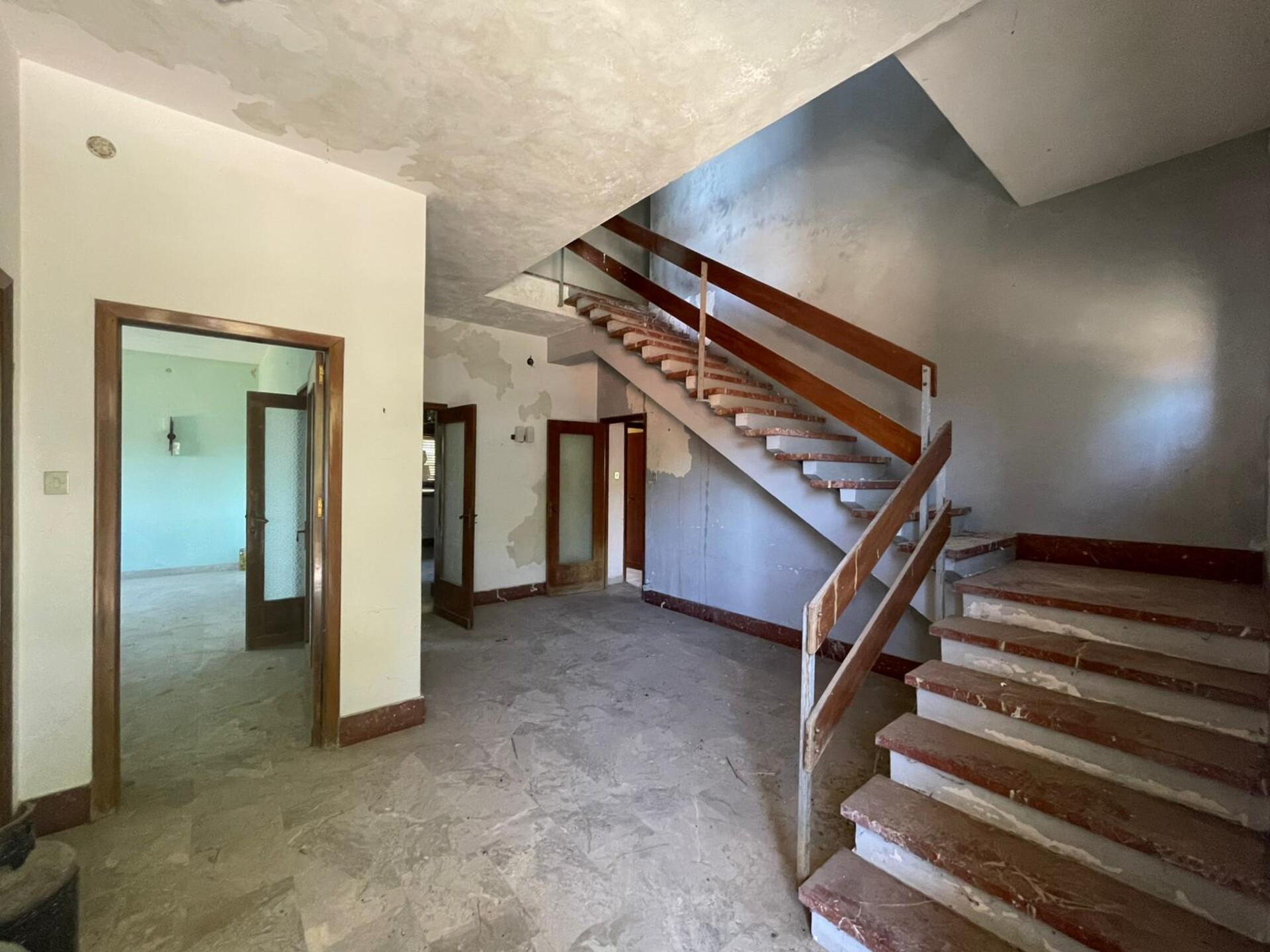 Porzione di bifamiliare in Vendita in provincia di Palermo