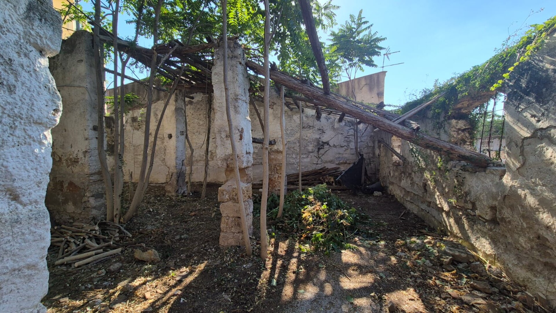 Rudere in Vendita a Palermo Calatafimi Alta