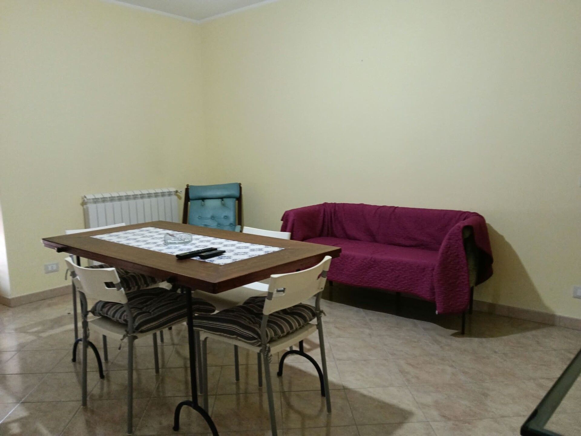 Palazzo / Edificio in Vendita a Mezzojuso Centro (Palermo)