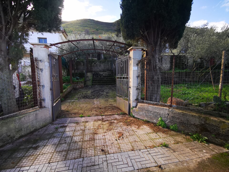 Casa singola in Vendita a Altofonte (Palermo)