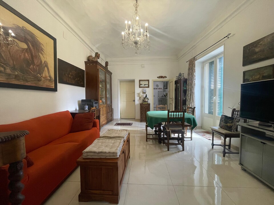 Bilocale in Vendita a Palermo Mezzomonreale