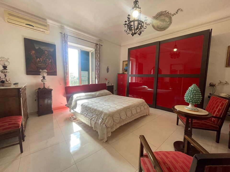 Bilocale in Vendita a Palermo Mezzomonreale