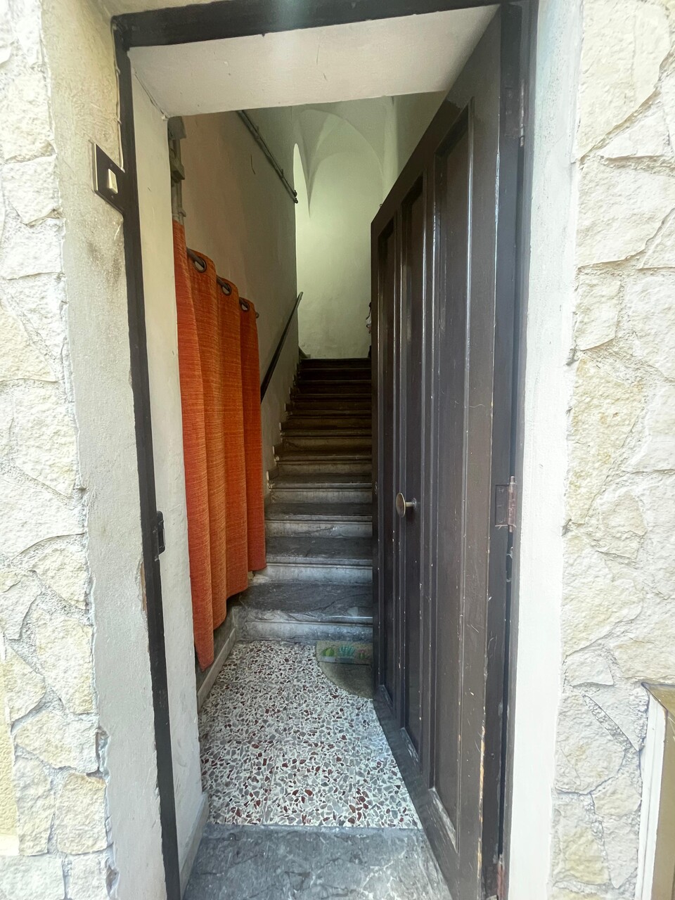 Bilocale in Vendita a Palermo Mezzomonreale