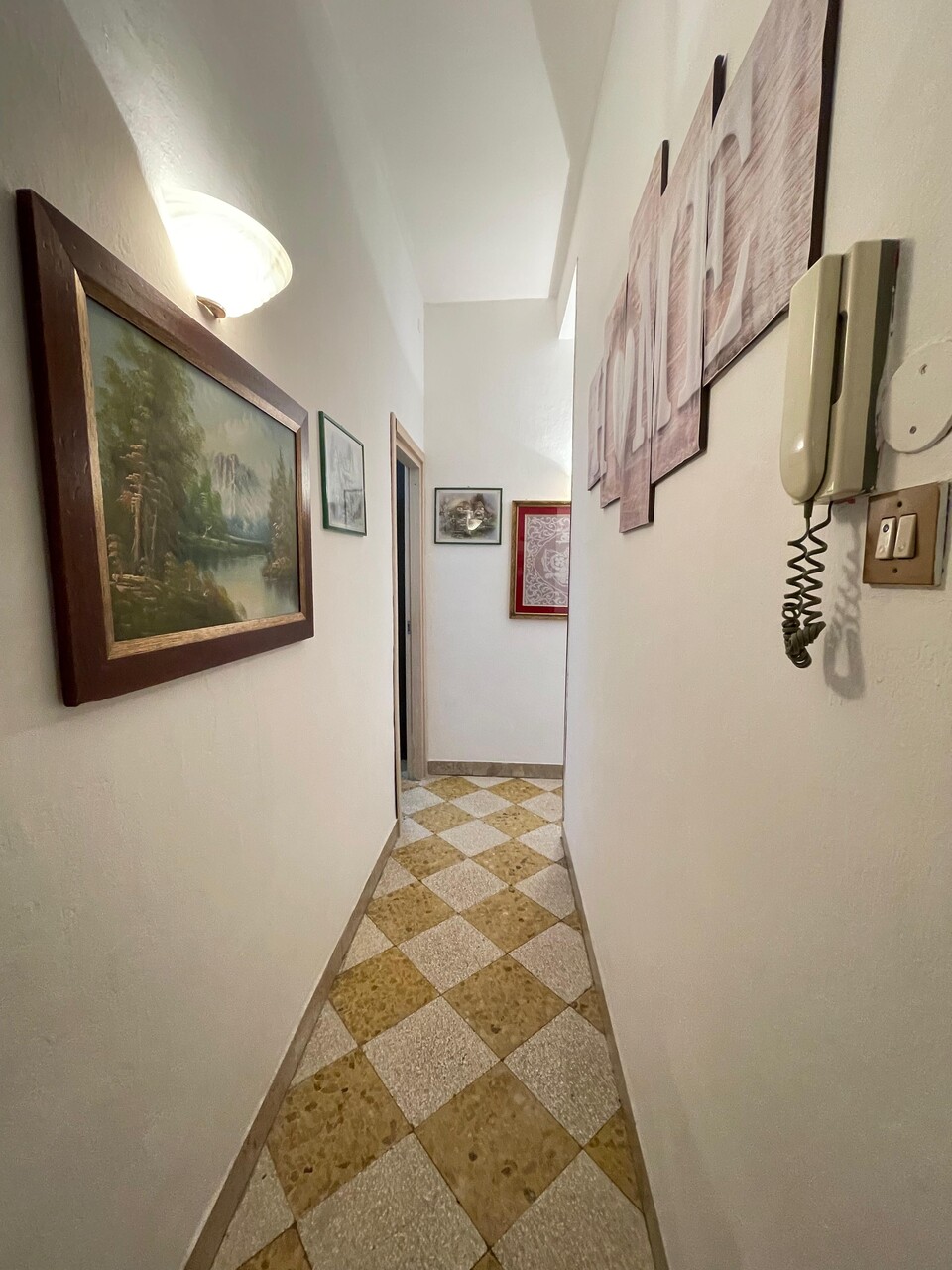 Trilocale in Vendita a Palermo Mezzomonreale