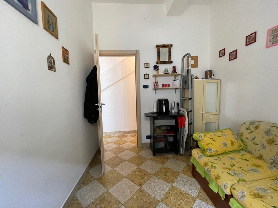 Trilocale in Vendita a Palermo Mezzomonreale