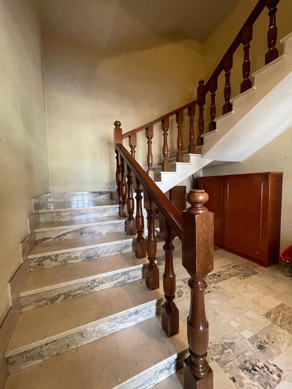 Pentalocale in Vendita a Monreale Circonvallazione (Palermo)