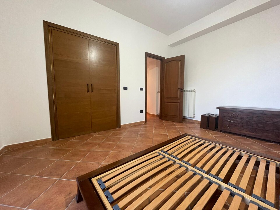 Porzione di bifamiliare in Vendita a Palermo Villagrazia/olio di lino