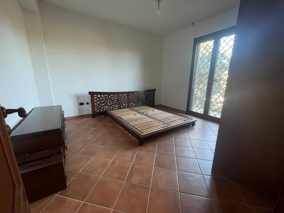 Porzione di bifamiliare in Vendita a Palermo Villagrazia/olio di lino