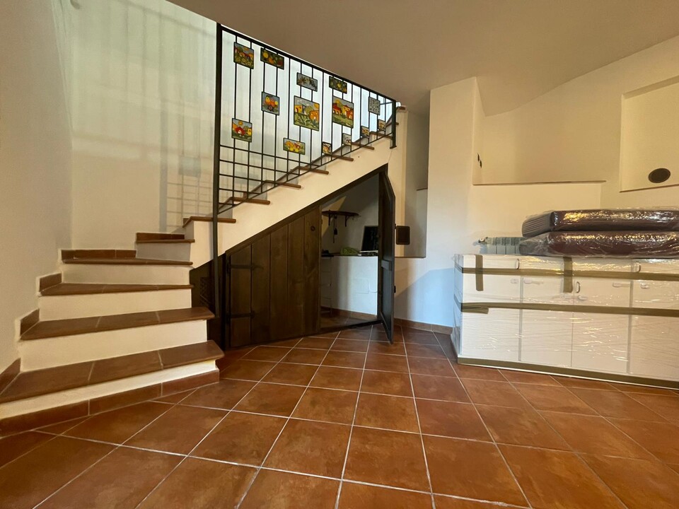 Porzione di bifamiliare in Vendita a Palermo Villagrazia/olio di lino