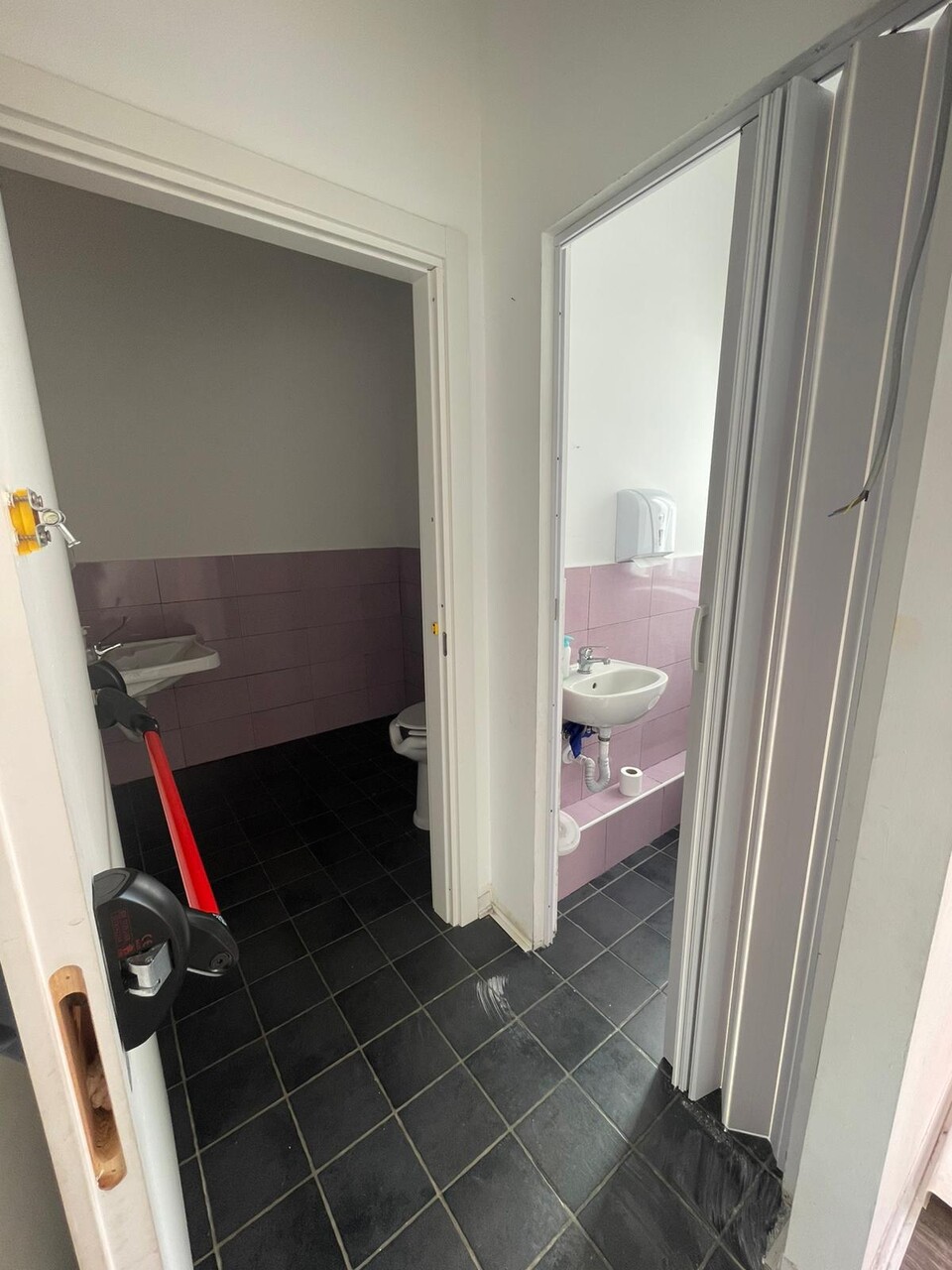 Locale commerciale in Affitto a Palermo Leonardo da Vinci