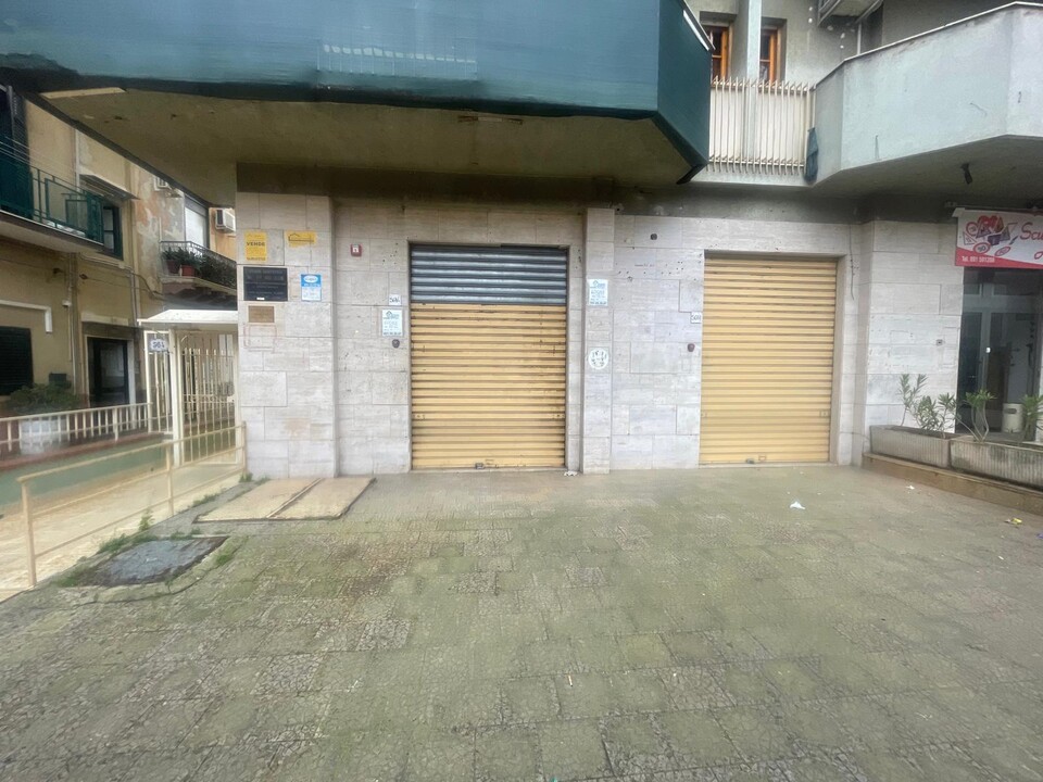 Locale commerciale in Affitto a Palermo Calatafimi Alta