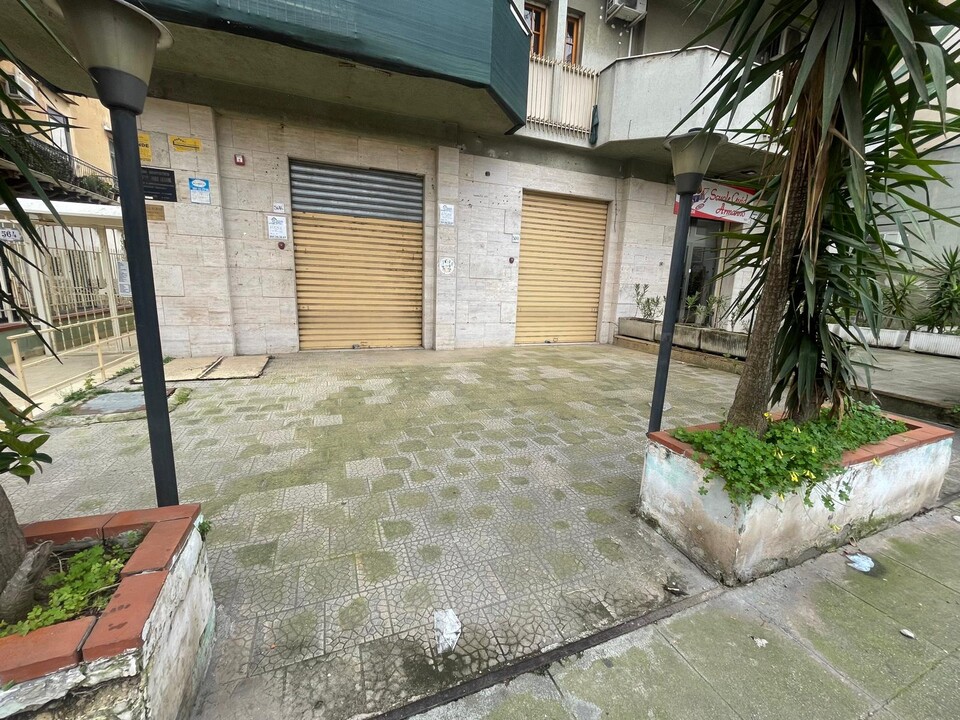 Locale commerciale in Affitto a Palermo Calatafimi Alta