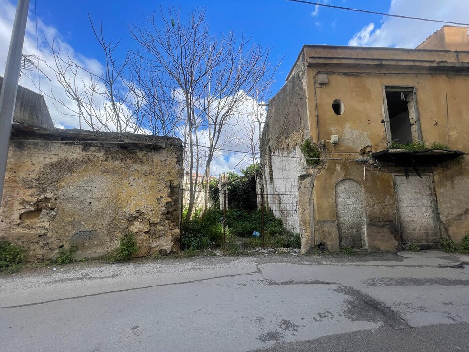 Rudere in Vendita a Palermo Calatafimi Alta