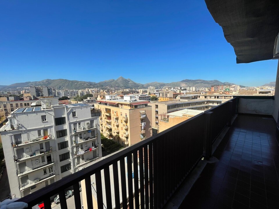 Quadrilocale in Vendita a Palermo Calatafimi bassa