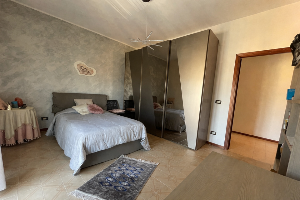 Quadrilocale in Vendita a Palermo Calatafimi bassa