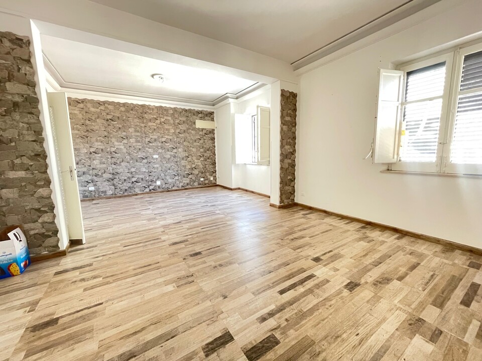 Quadrilocale in Vendita a Palermo Calatafimi Alta